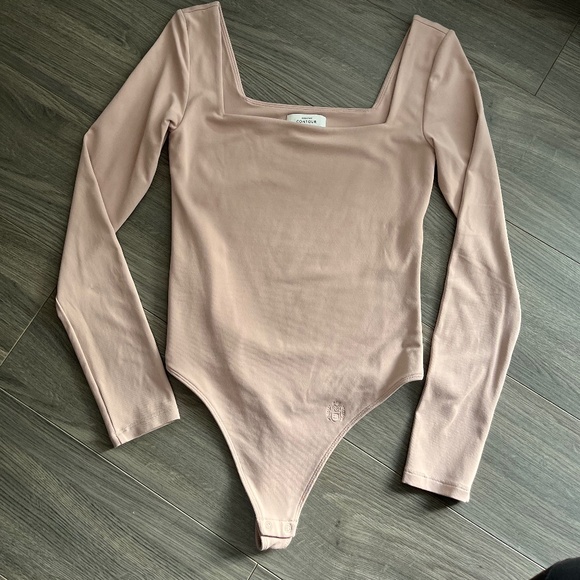 aritzia babaton contour dusty pink bodysuit small - Picture 1 of 5